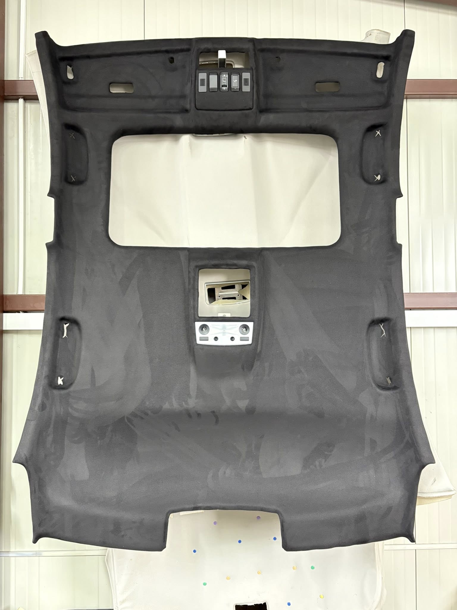 Retapitare BMW E60 plafon si stalpi - poza 1